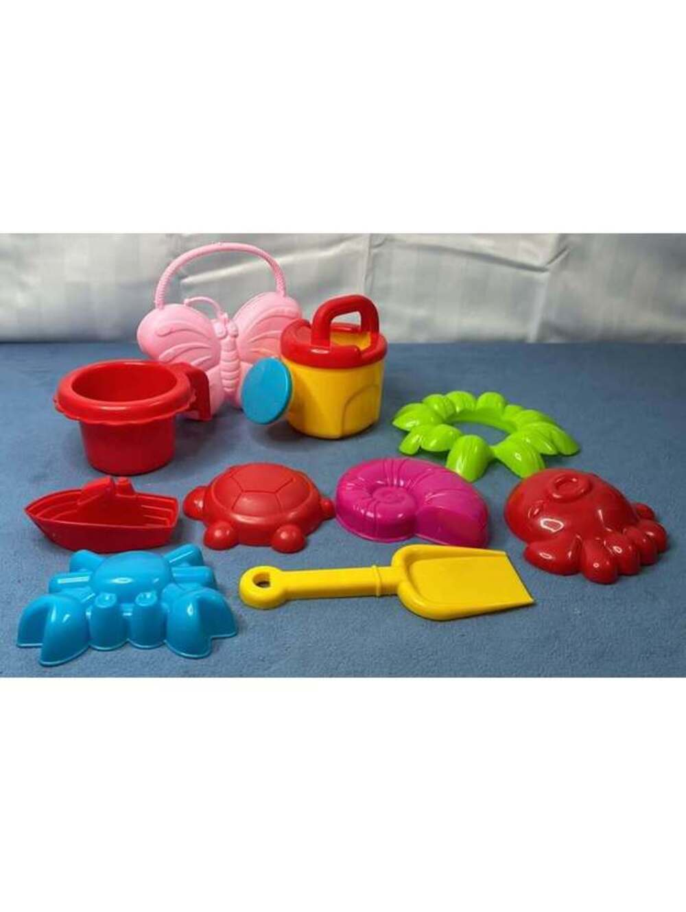 10-Piece Plastic Beach and Sand Toy Set